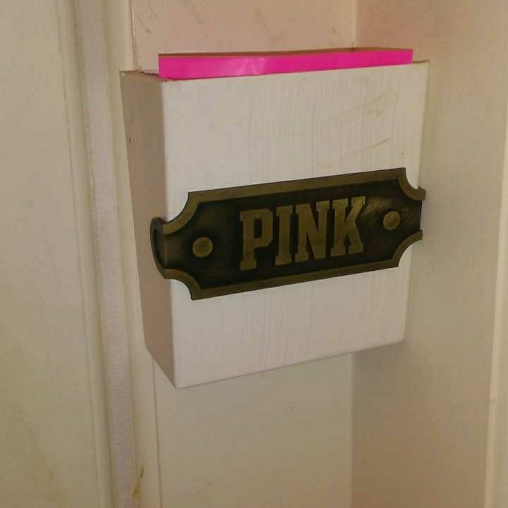 ISO looking victoria secret pink dressing room box